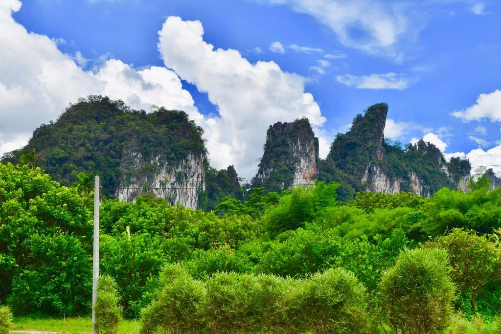 Khao Sok National Park The Royal Bamboo Lodges - Sha Certified מראה חיצוני תמונה